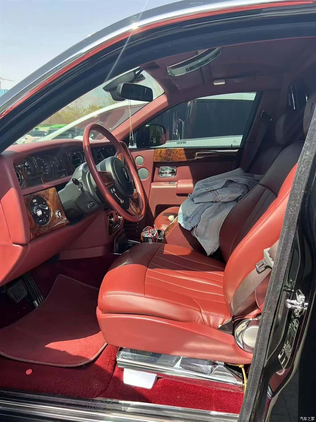 Rolls-Royce Phantom, 2010 12