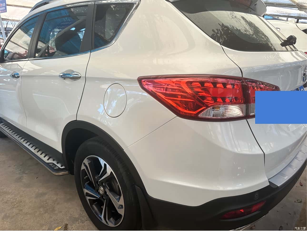 DongFeng AX7, 2016 11