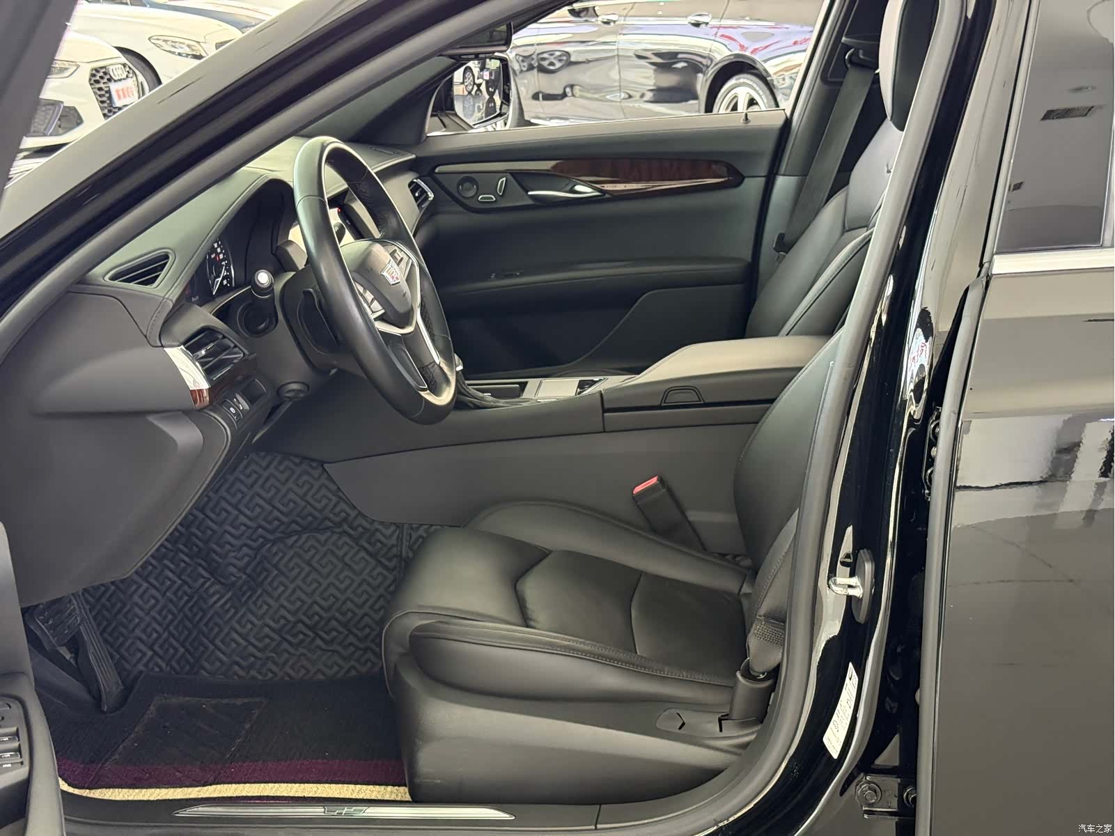 Cadillac CT6, 2018 4