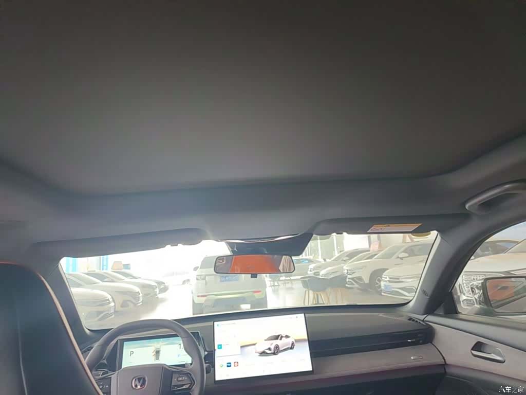 Changan UNI-V, 2025 18