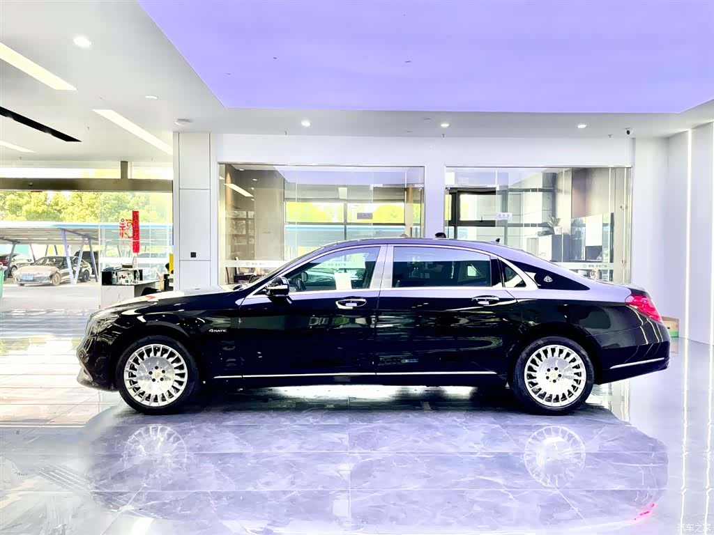 Maybach S-Class, 2020 3