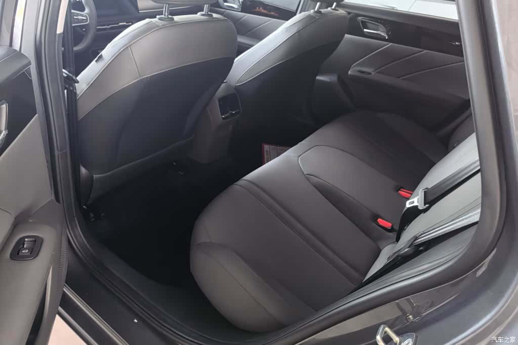 Roewe i6, 2026 11