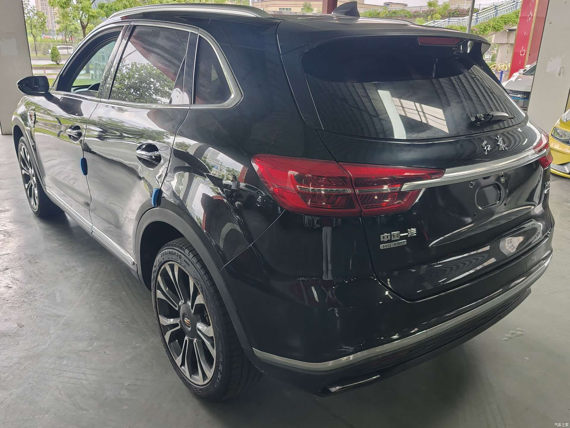 Hongqi HS5, 2019 12