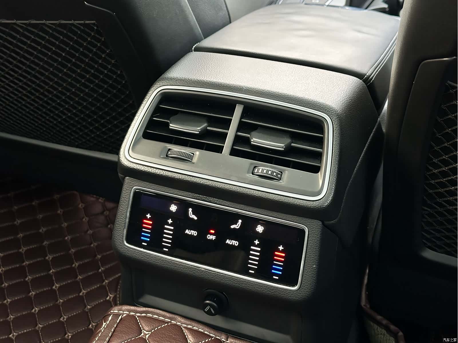 Audi A6L, 2022 11