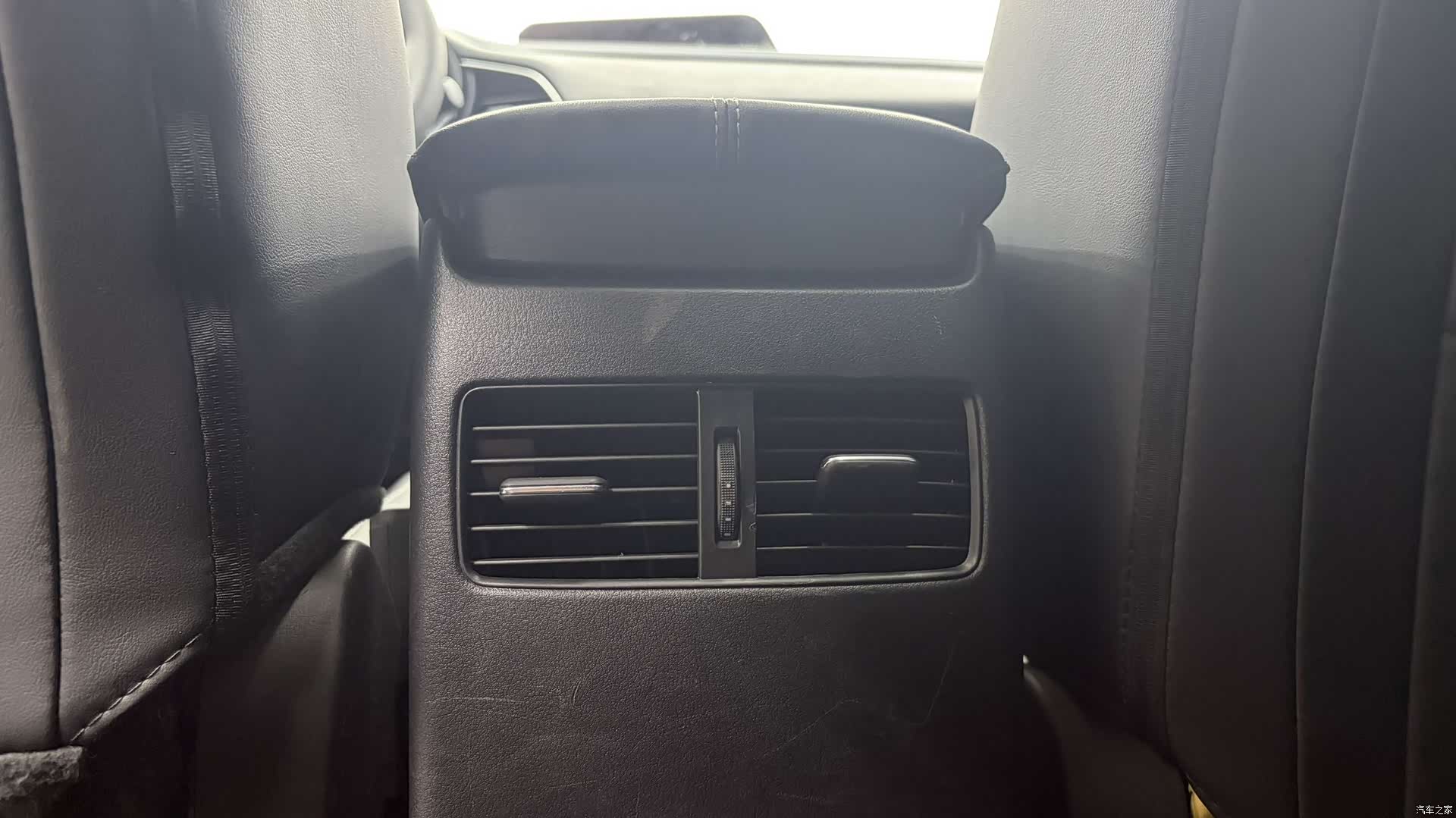 Mazda CX-30, 2022 18
