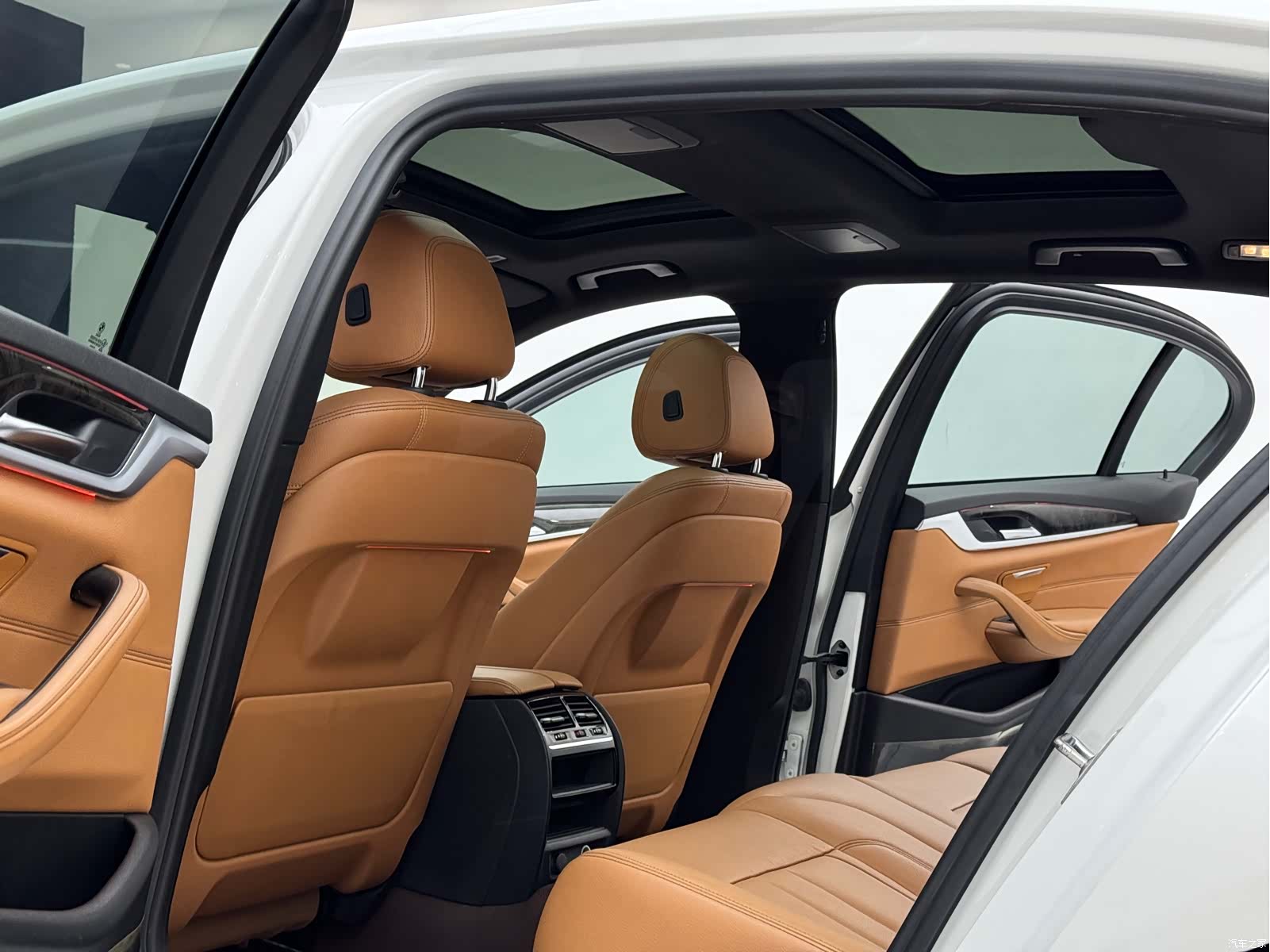 BMW 5 Series, 2018 4