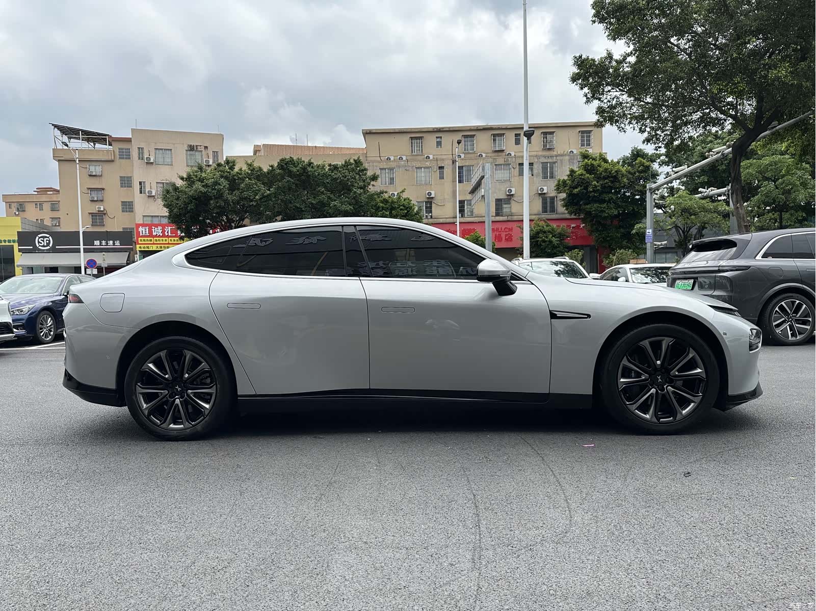 Xpeng P7, 2021 8
