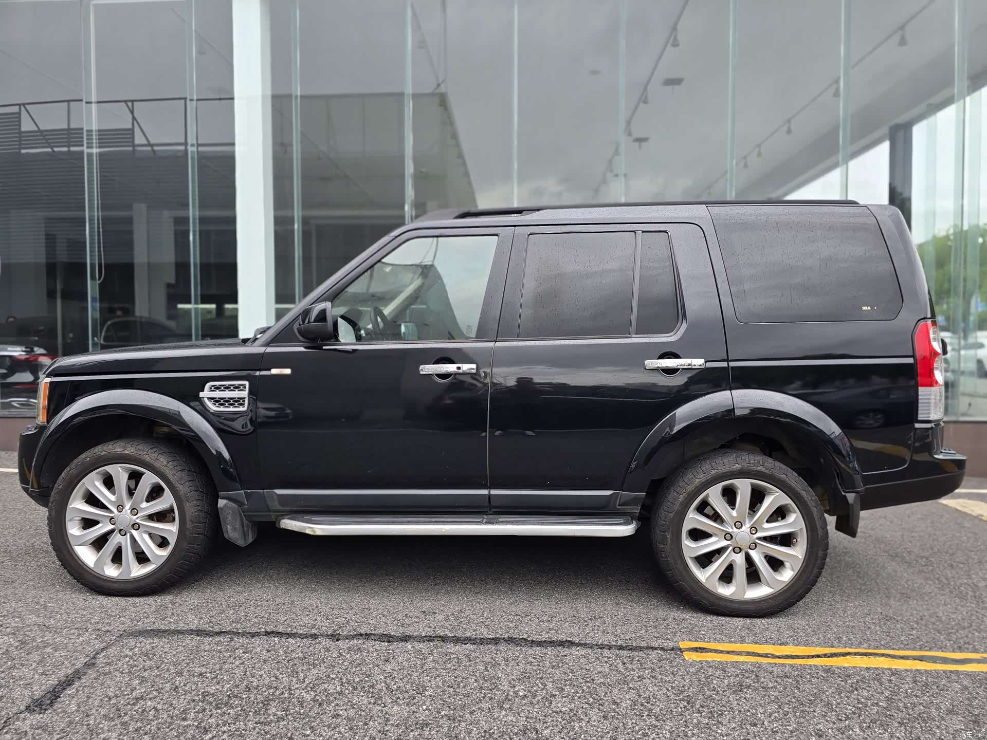 Land Rover Discovery, 2013 4