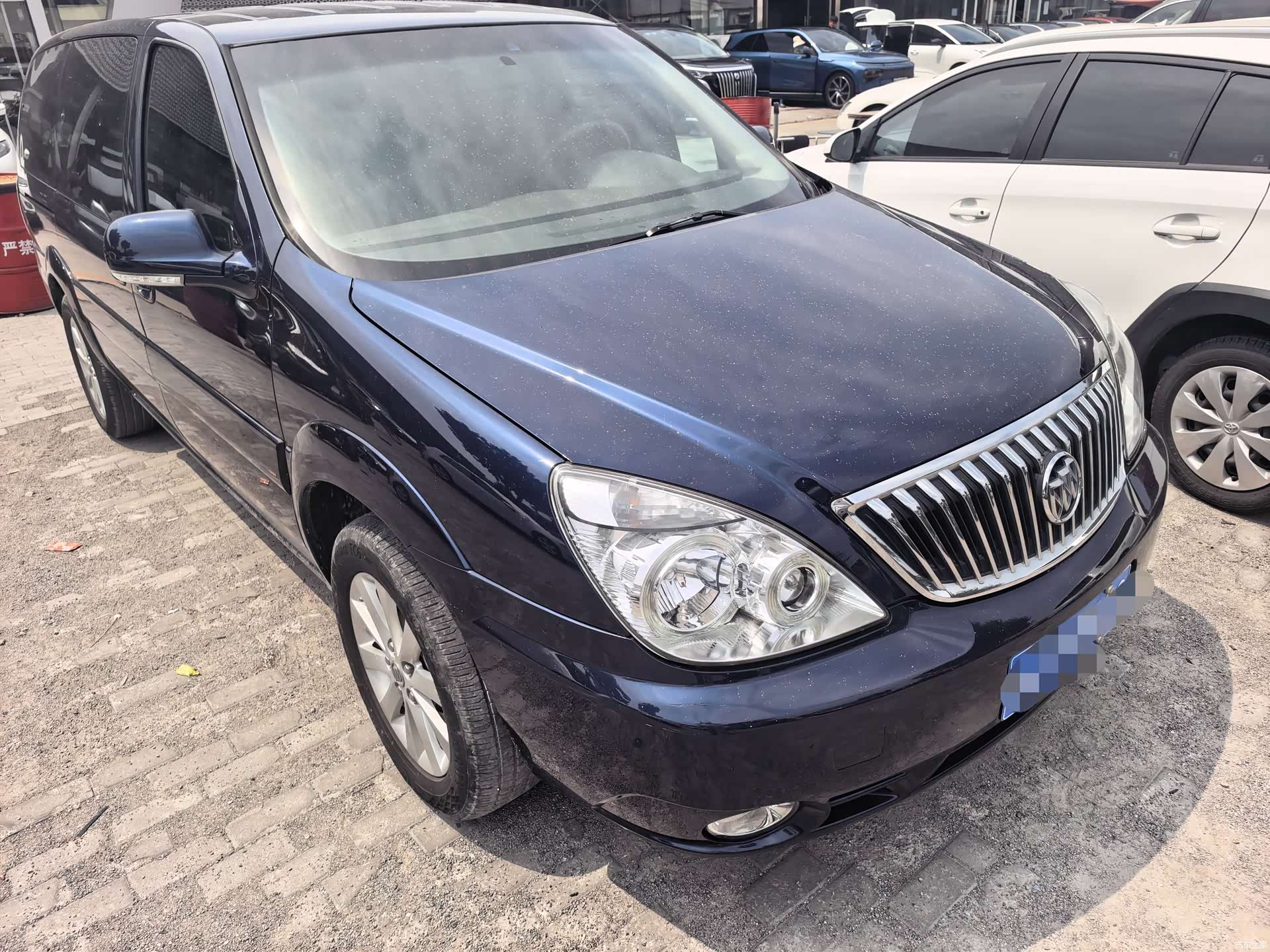 Buick GL8, 2017 2