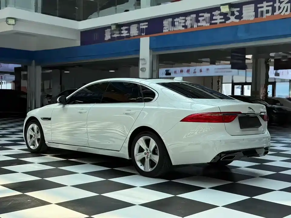 Jaguar XFL Jaguar XFL