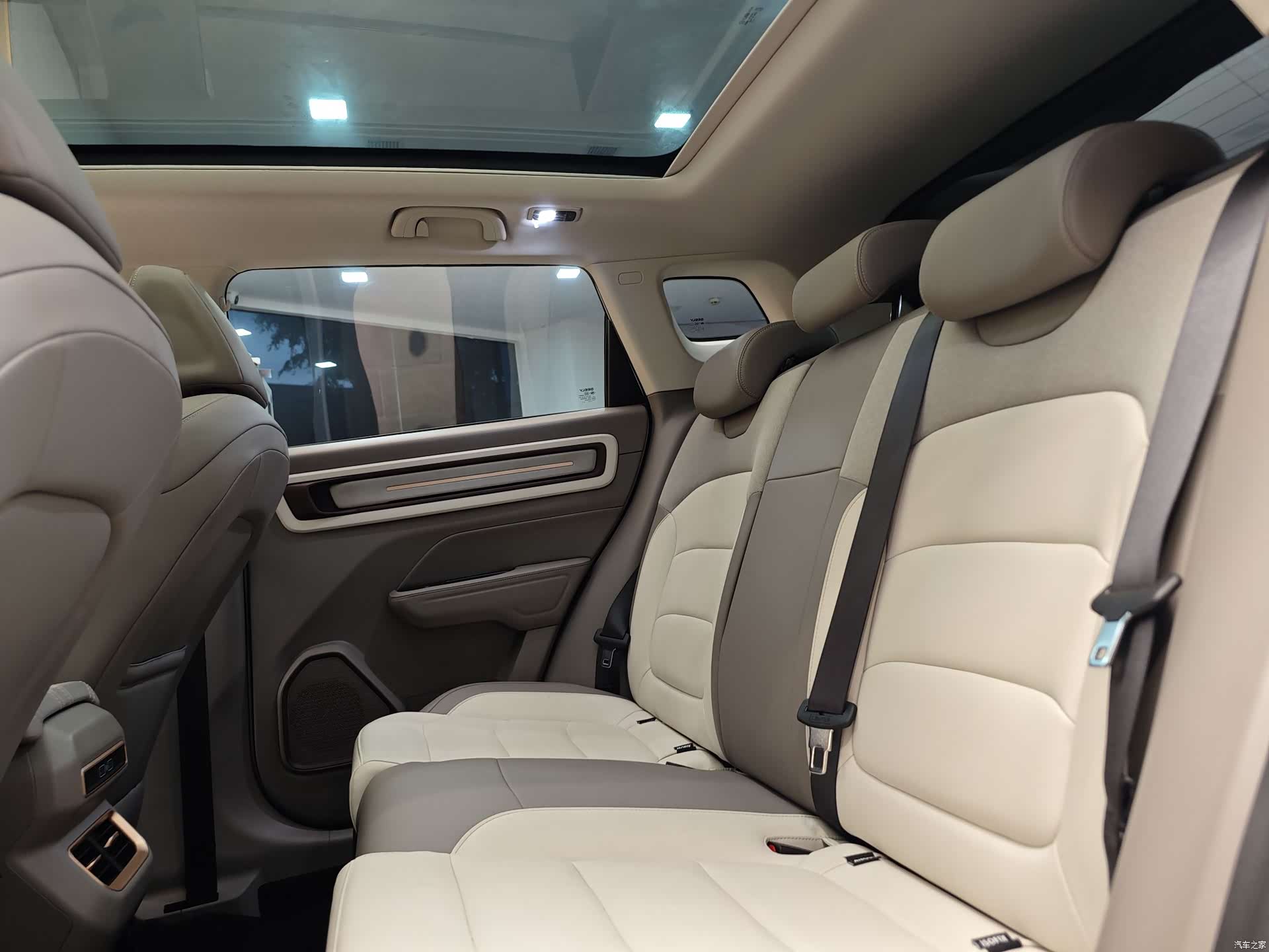 Geely Icon, 2025 23