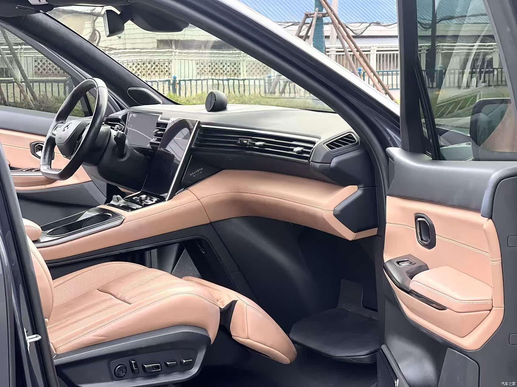 NIO ES8, 2021 9