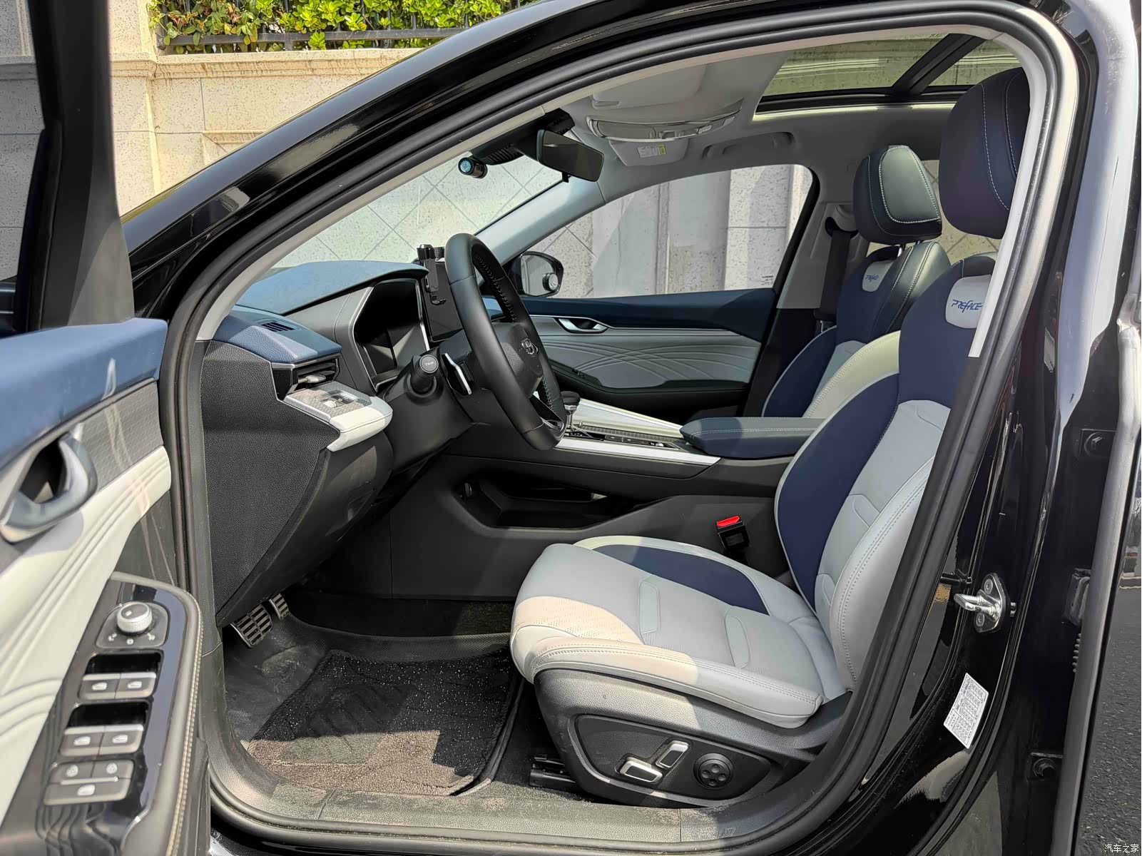 Geely Preface, 2022 6