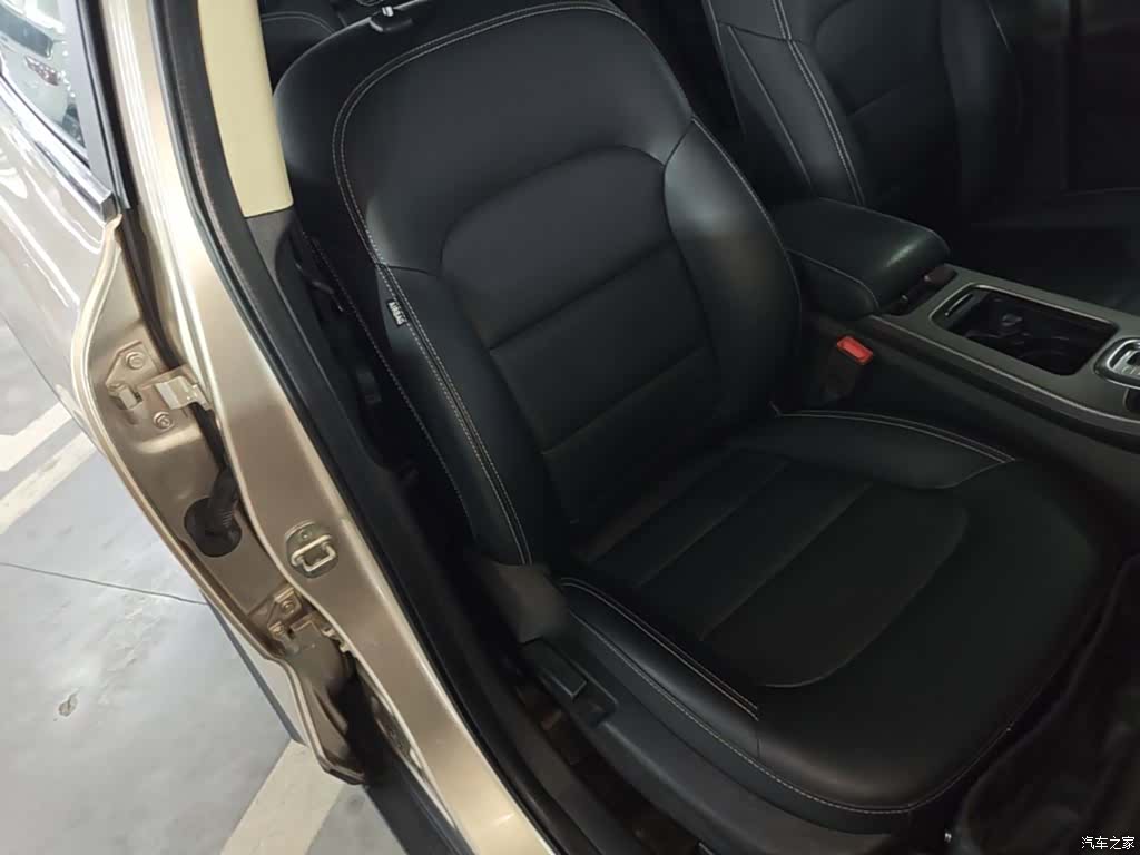 Geely Emgrand, 2017 25