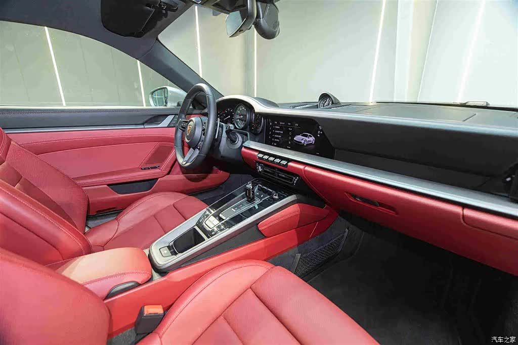 Porsche 911, 2022 13