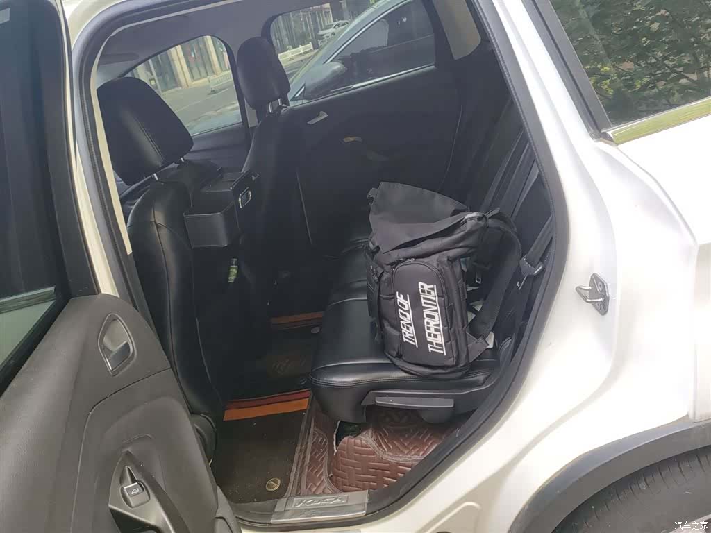 Ford Kuga, 2016 15