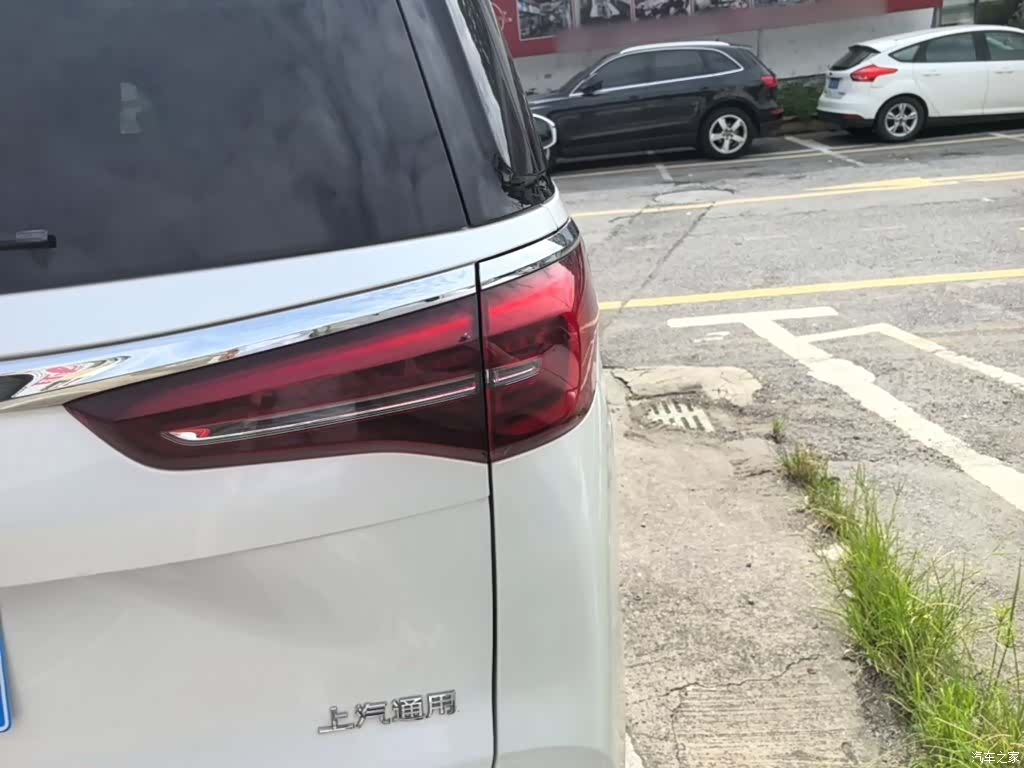 Buick GL8, 2021 8