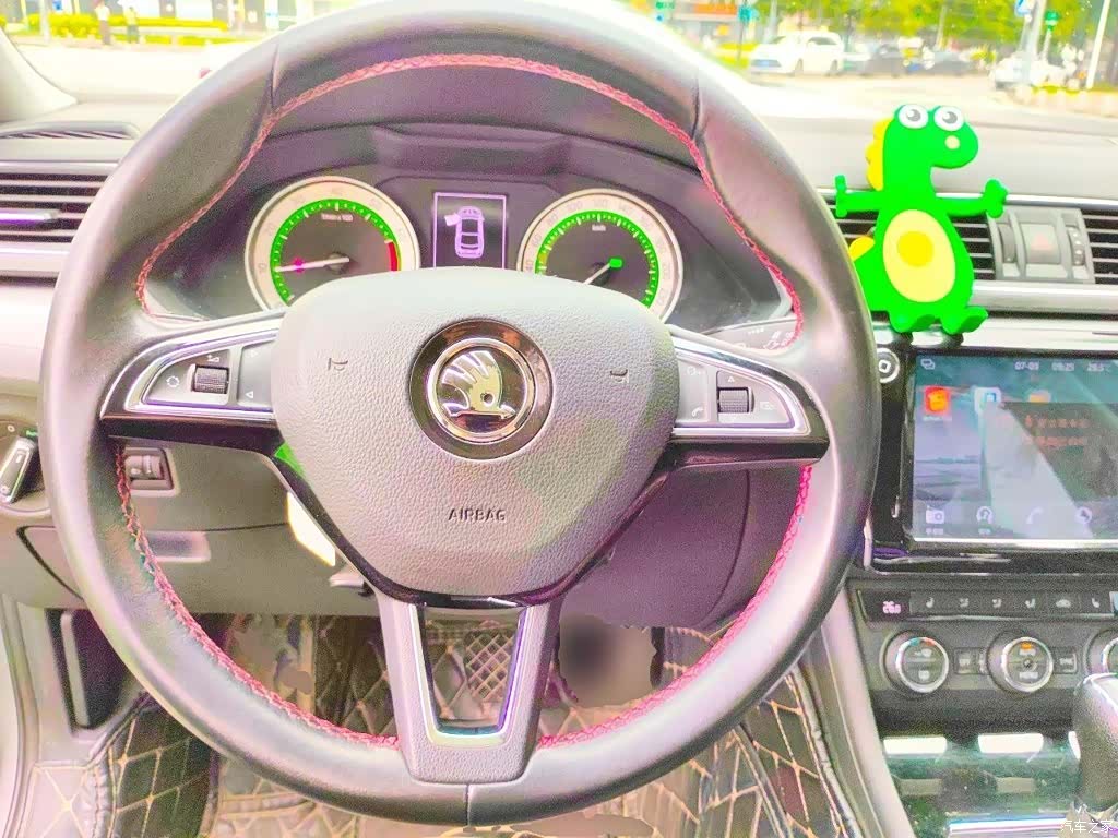 Skoda Superb, 2019 7