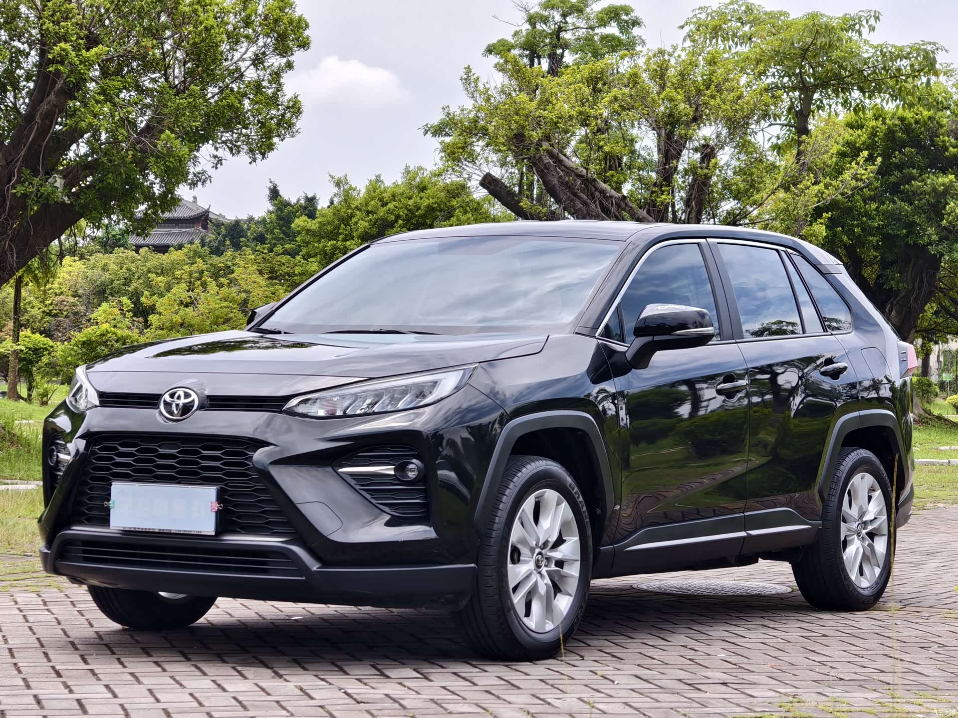 Toyota Wildlander, 2022 1