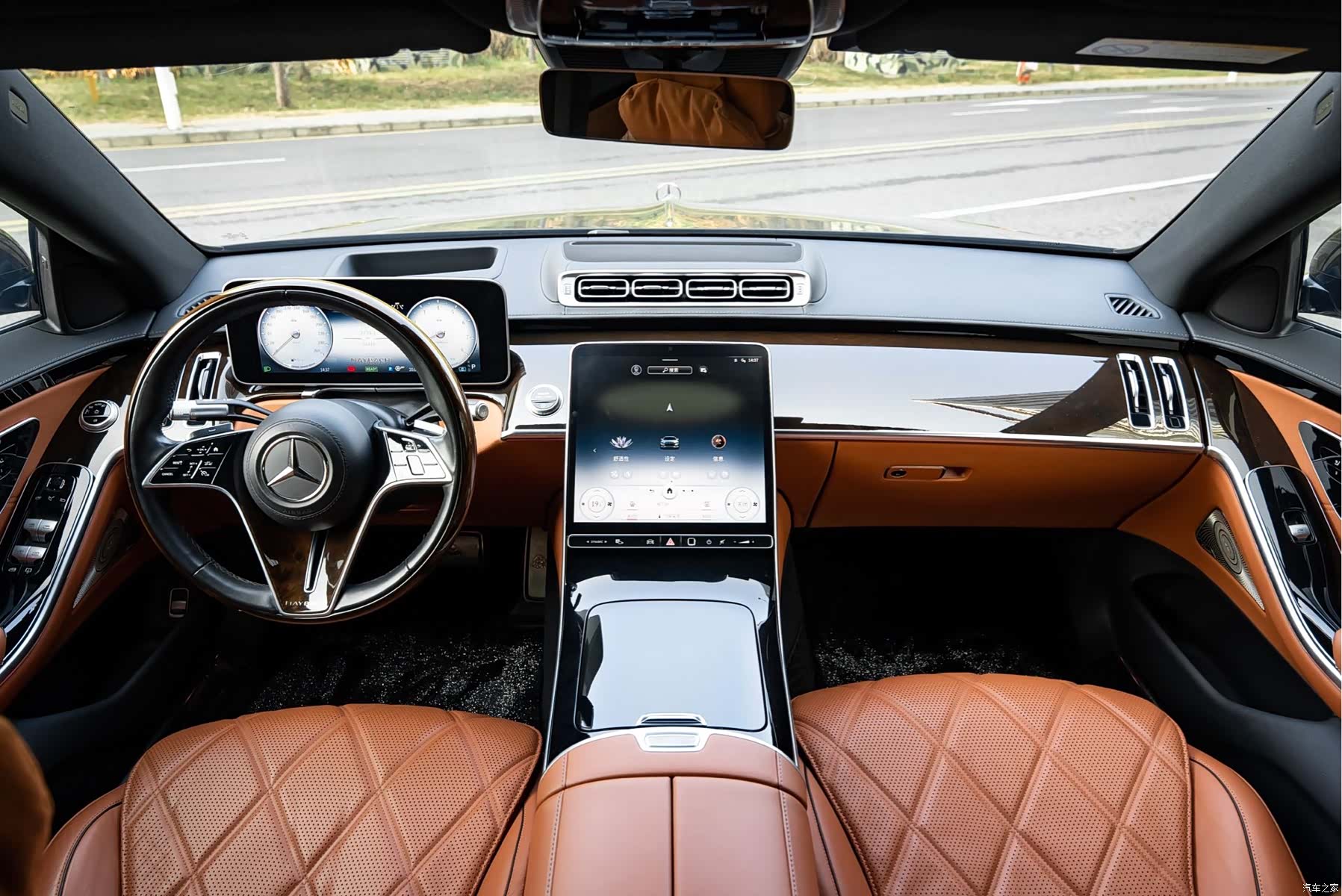 Maybach S-Class, 2022 7