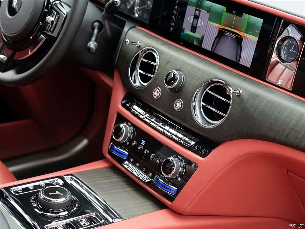 Rolls-Royce Ghost, 2022 22