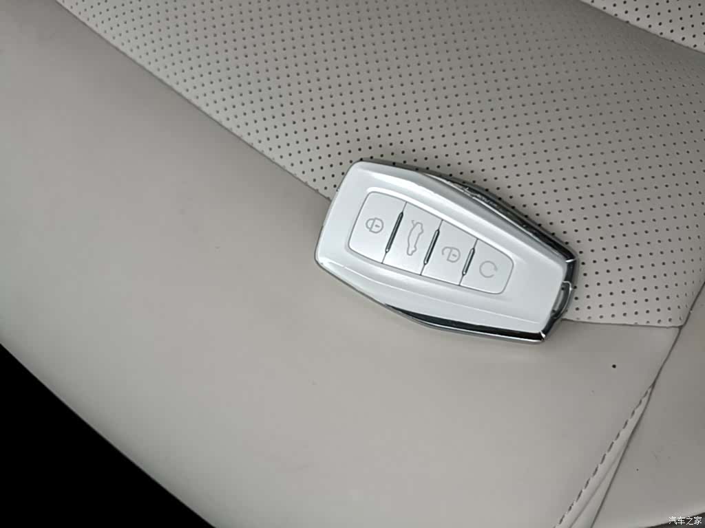 Geely Icon, 2025 9