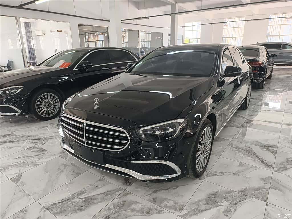 Mercedes-Benz E-Class, 2023 1