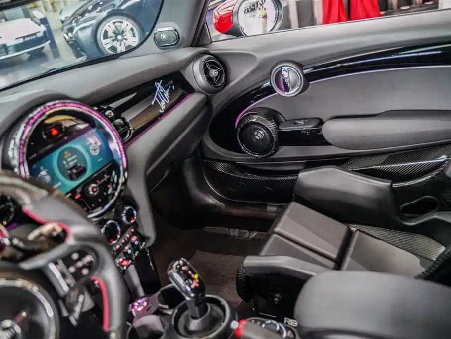 MINI JCW