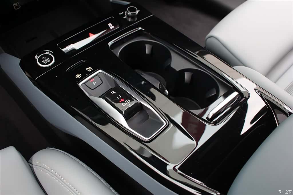 Audi e-tron, 2025 9