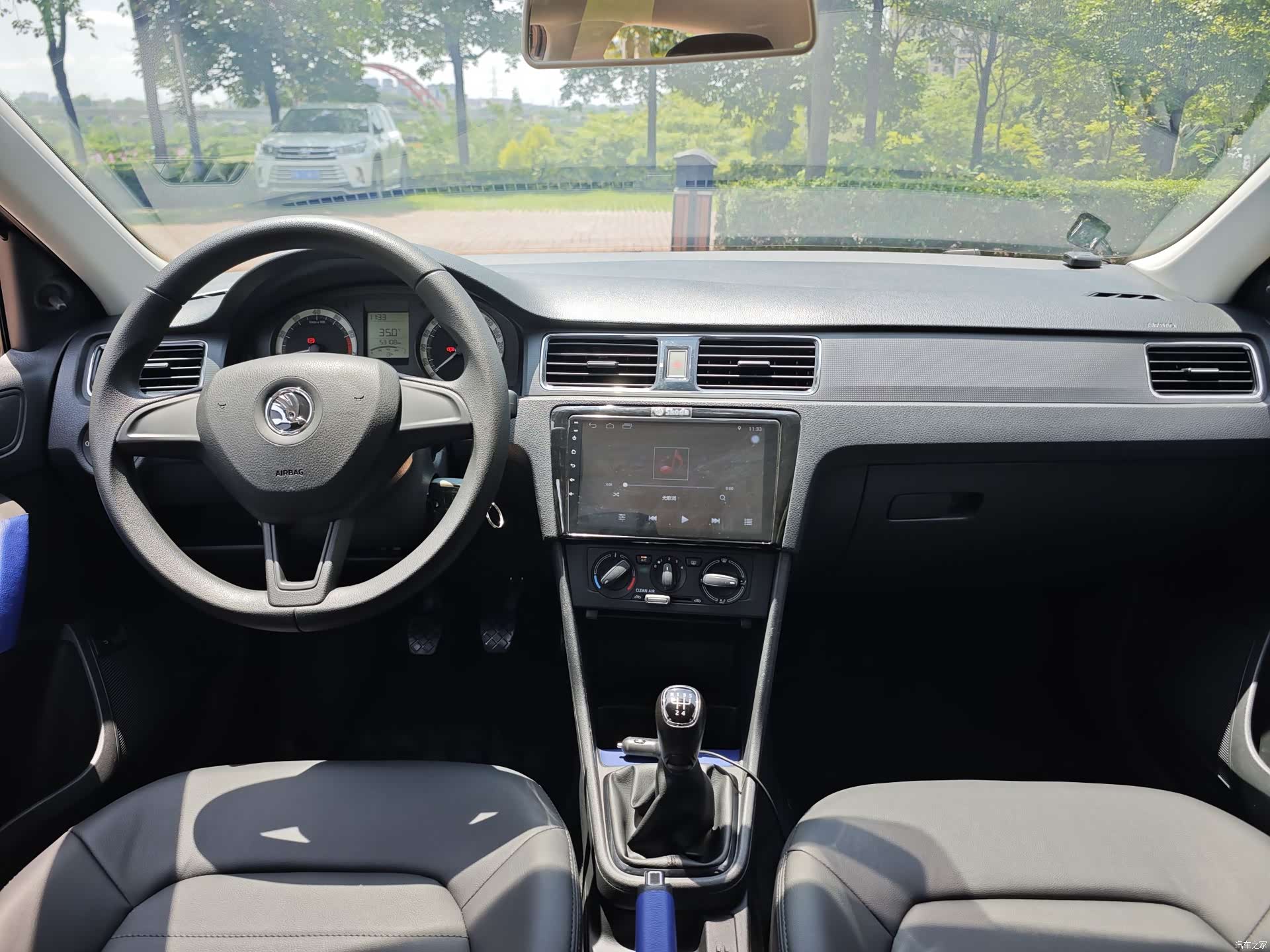 Skoda Rapid, 2018 11