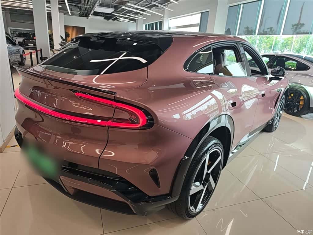 Xiaomi YU7, 2025 7