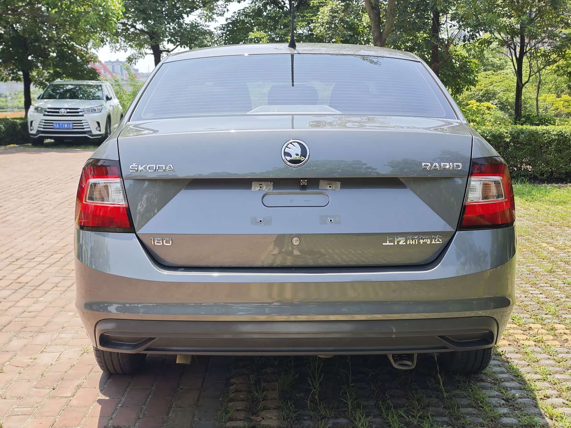 Skoda Rapid, 2018 6