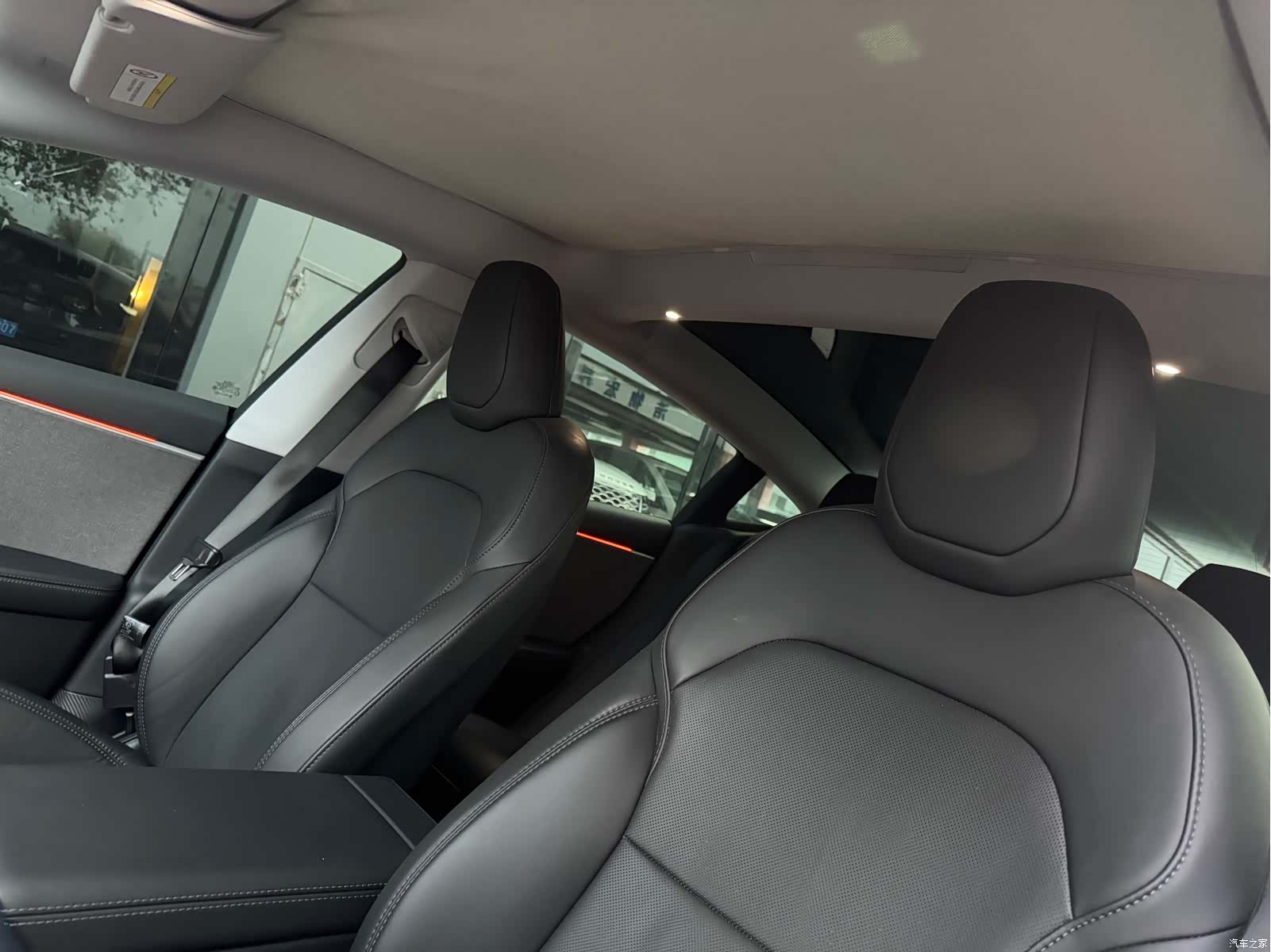 Tesla Model 3, 2024 9