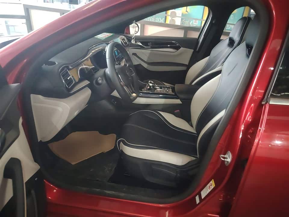 BYD Qin Yuan BYD Qin Yuan