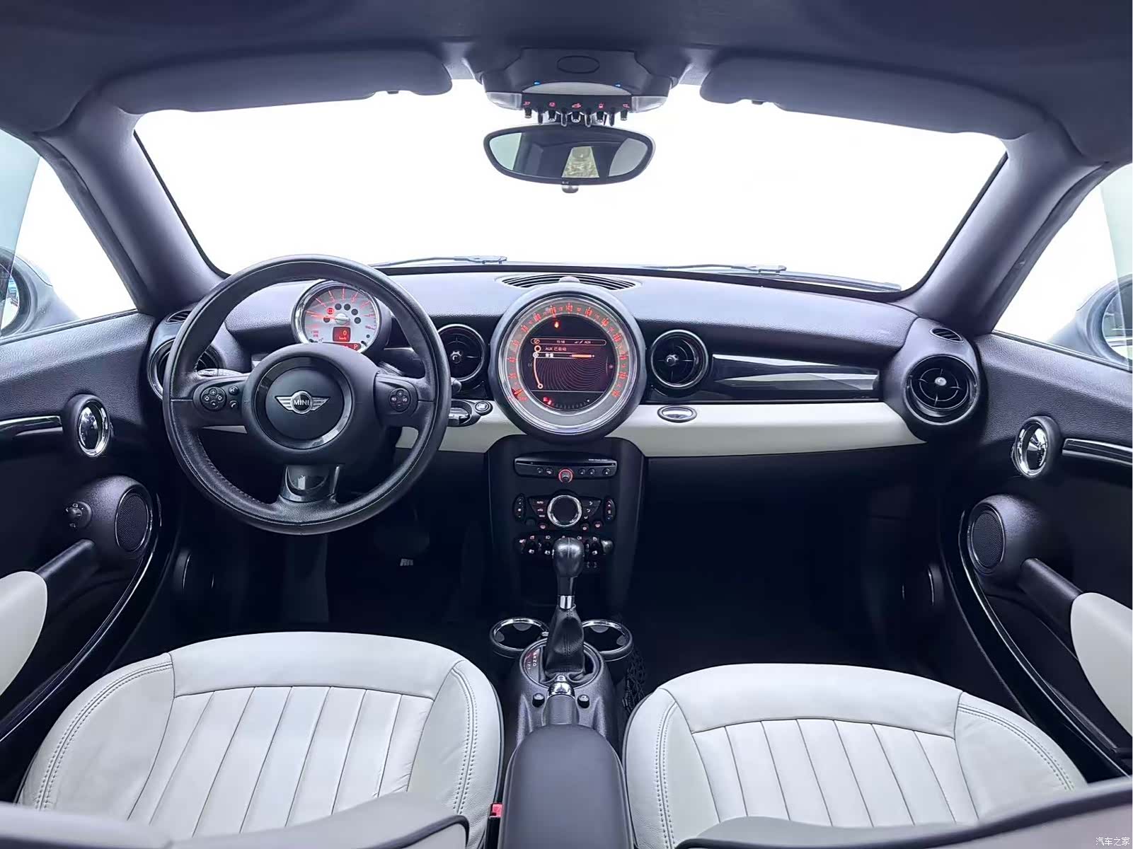 Mini Cooper, 2012 8