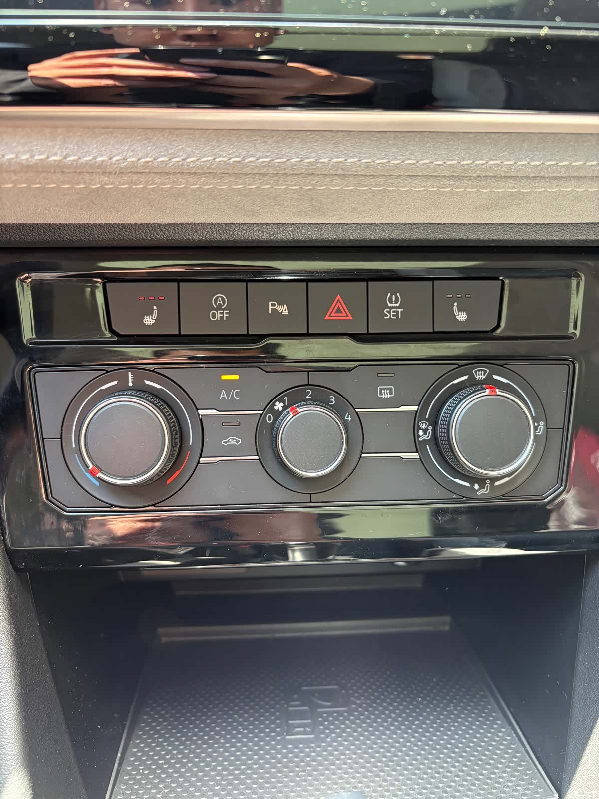 Volkswagen VS7, 2023 18