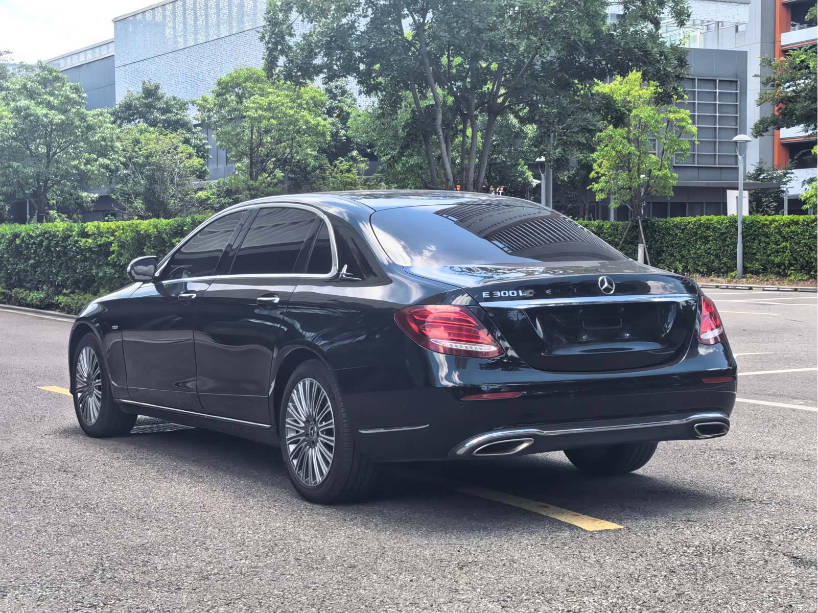 Mercedes-Benz E-Class, 2019 6