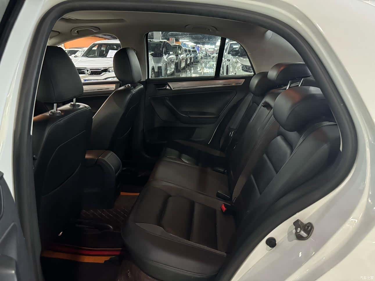 Volkswagen Bora, 2015 7