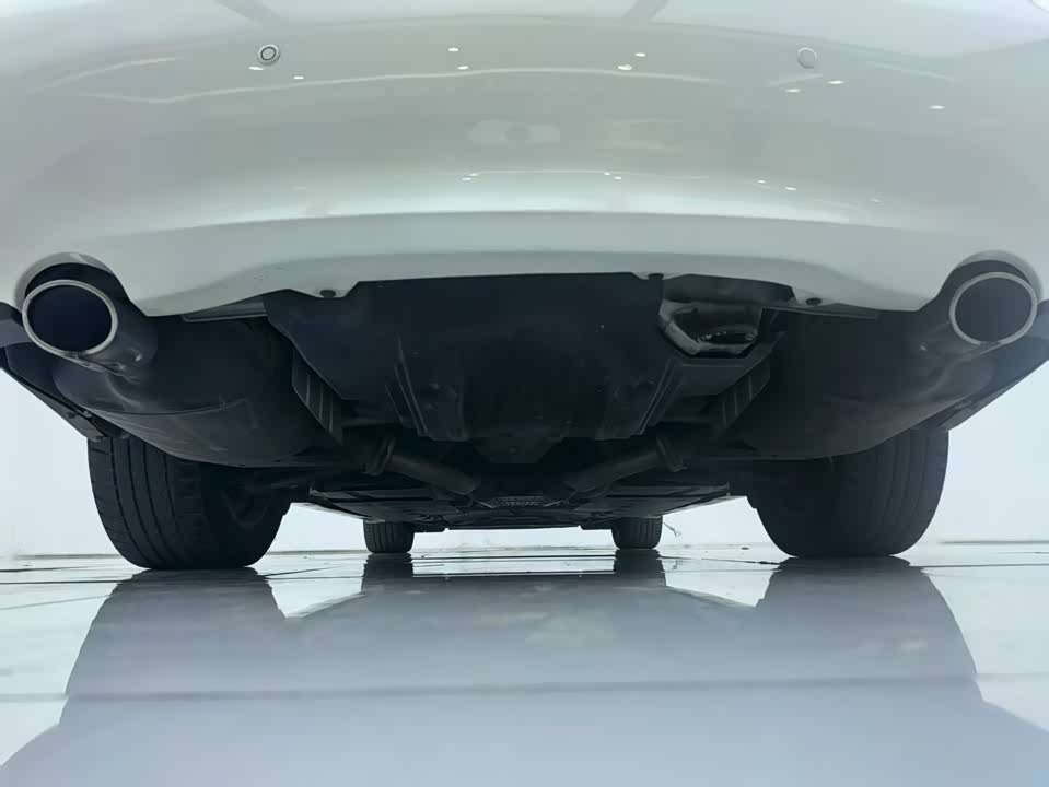 Infiniti Q70 Infiniti Q70