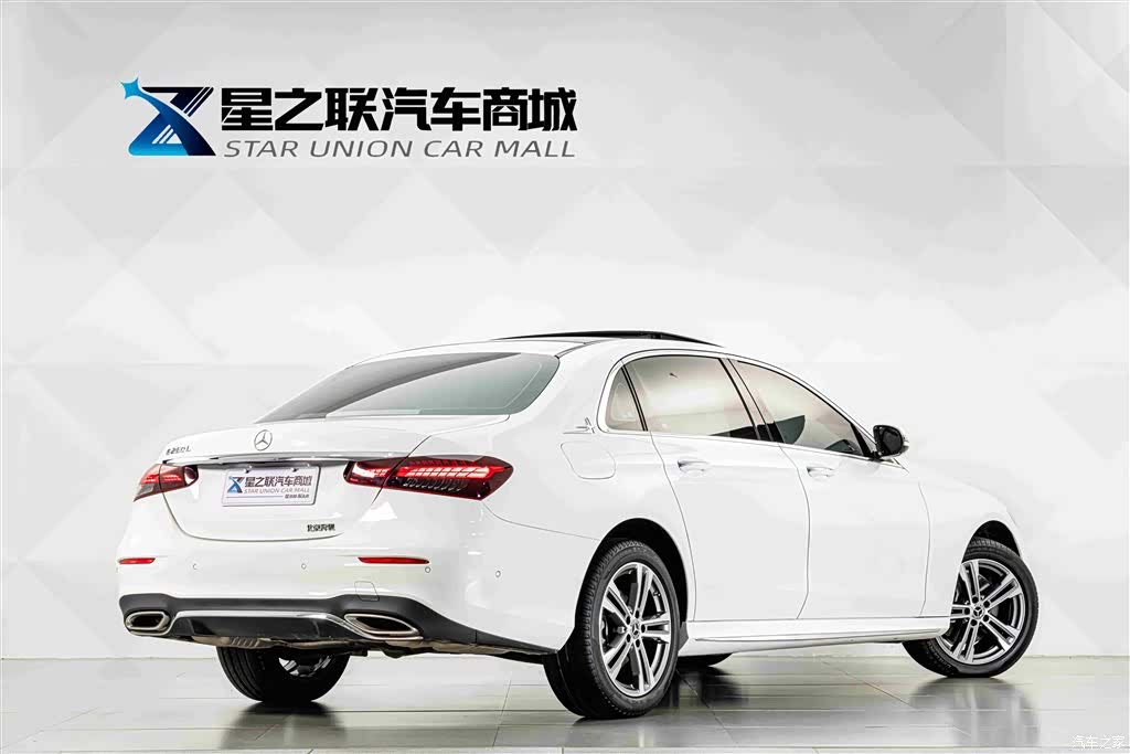 Mercedes-Benz E-Class, 2024 6