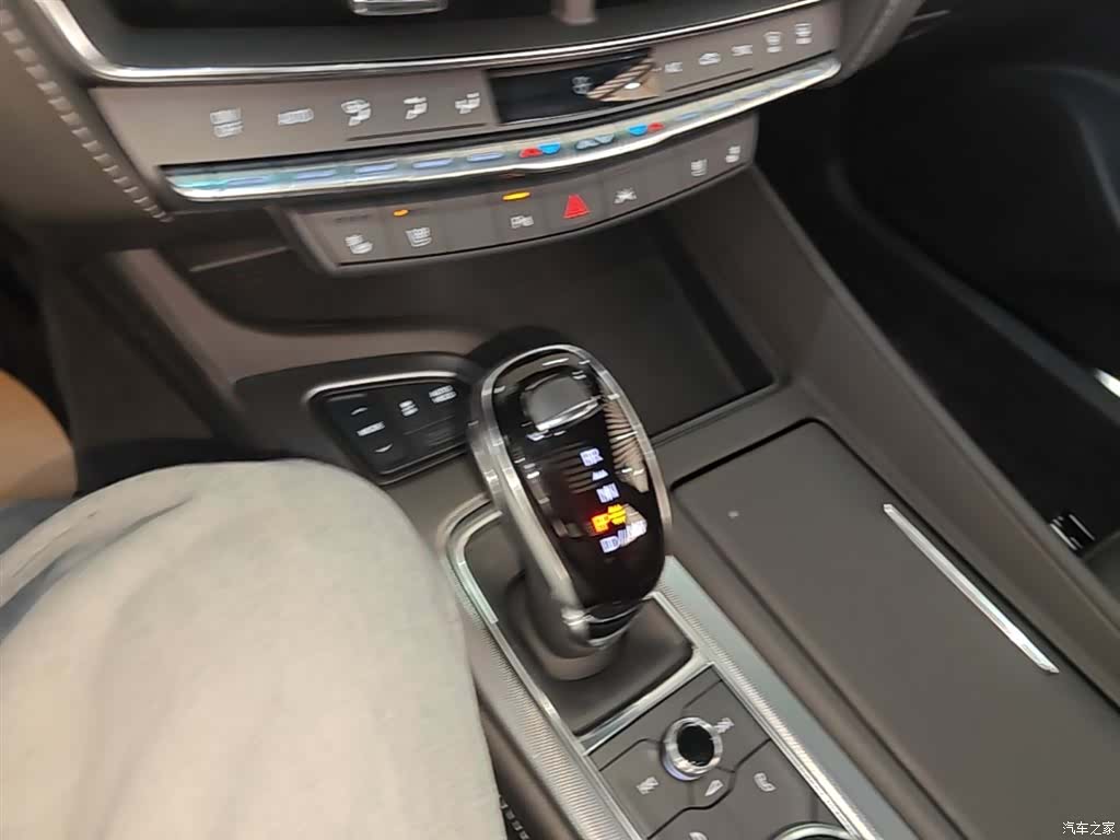 Cadillac CT5, 2024 14