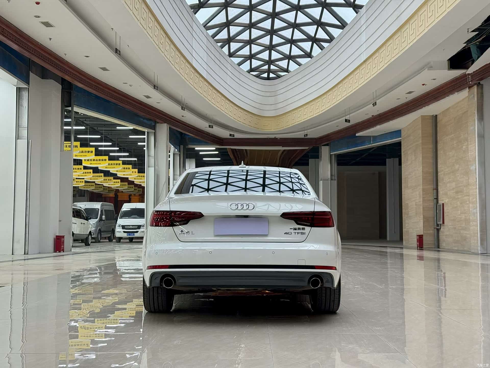 Audi A4L, 2018 8