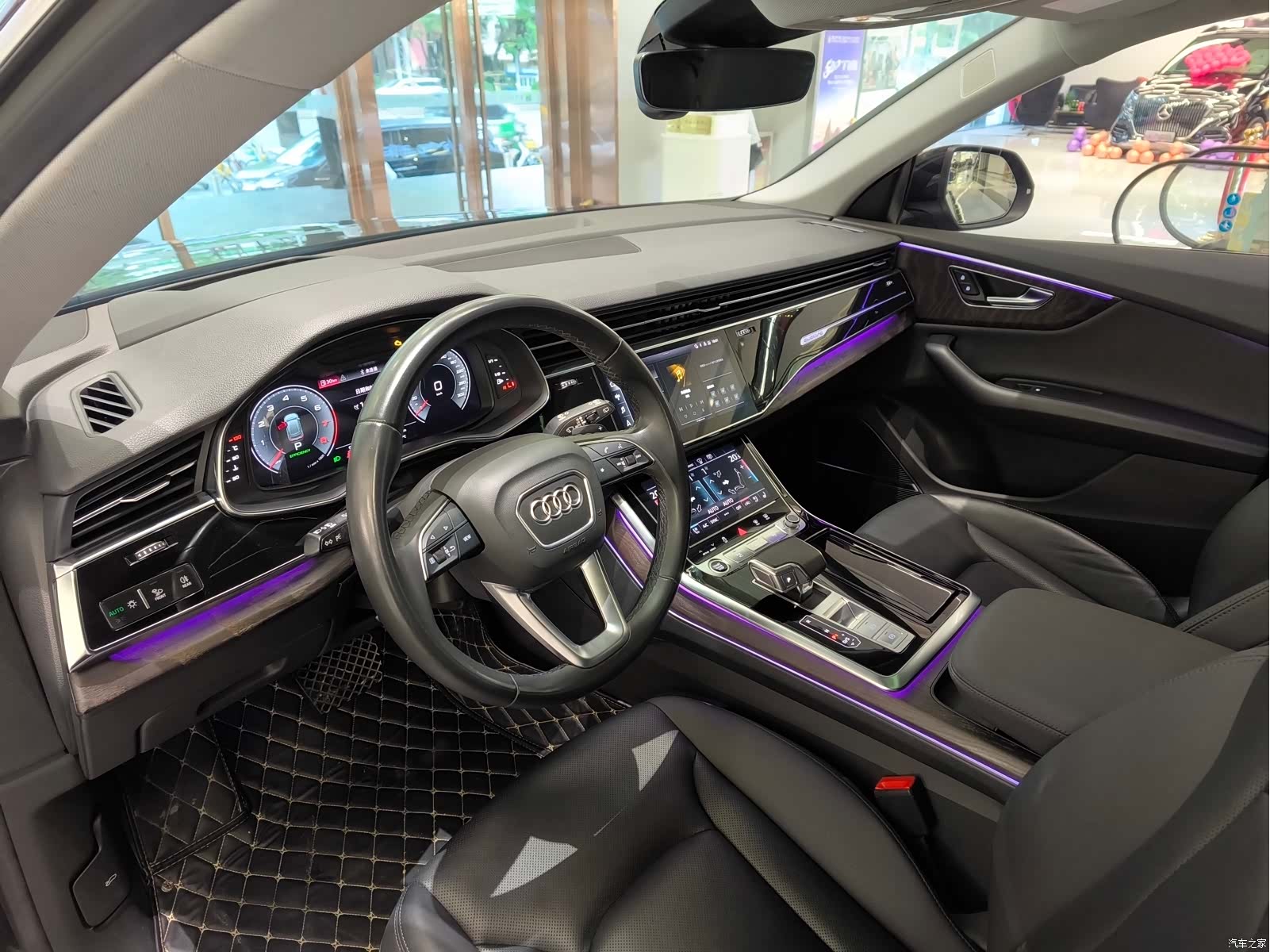 Audi Q8, 2022 15