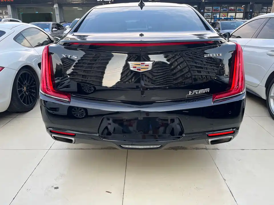 Cadillac XTS