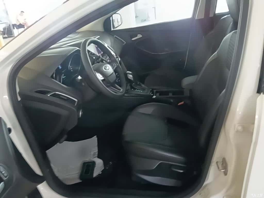 Ford Focus, 2016 15