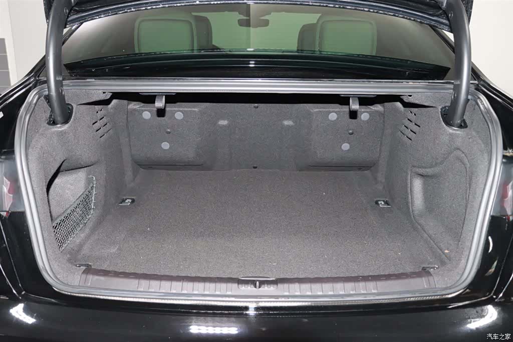 Audi A6L, 2022 20