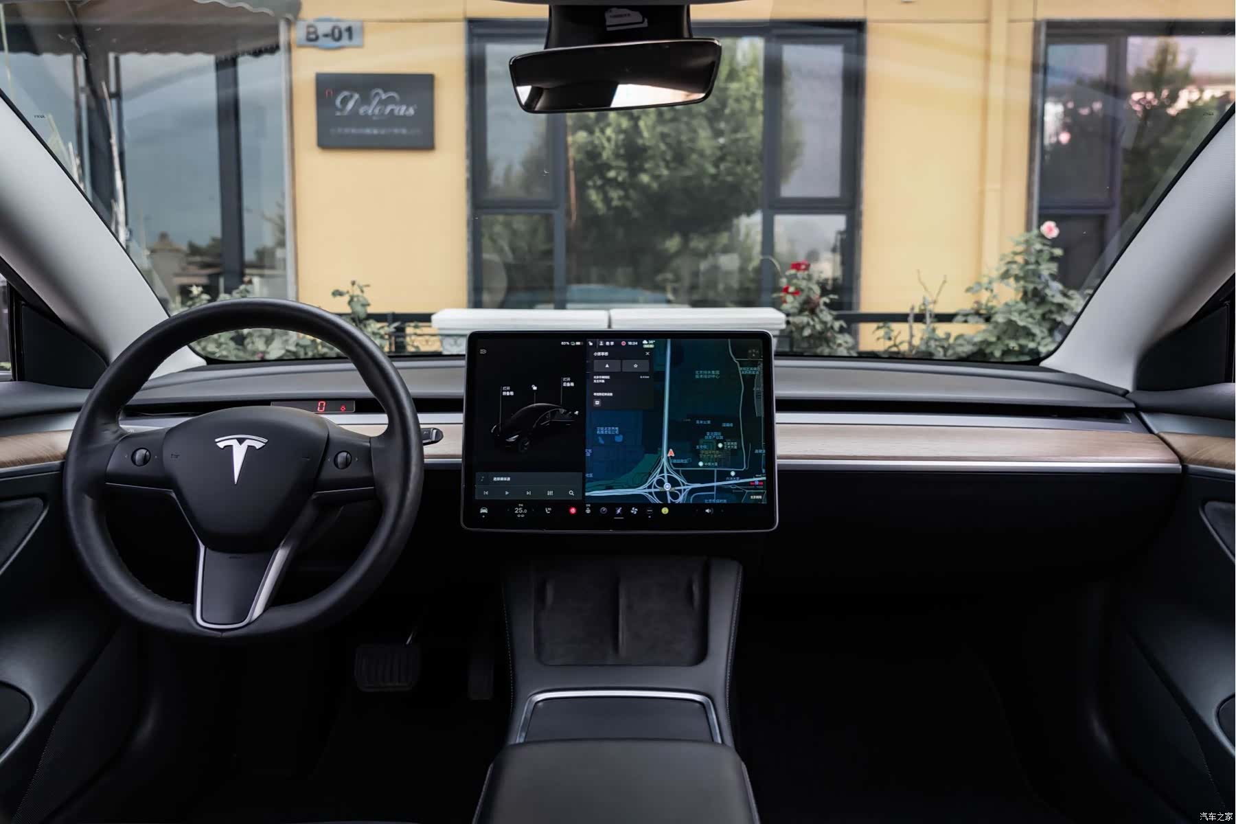 Tesla Model 3, 2021 10