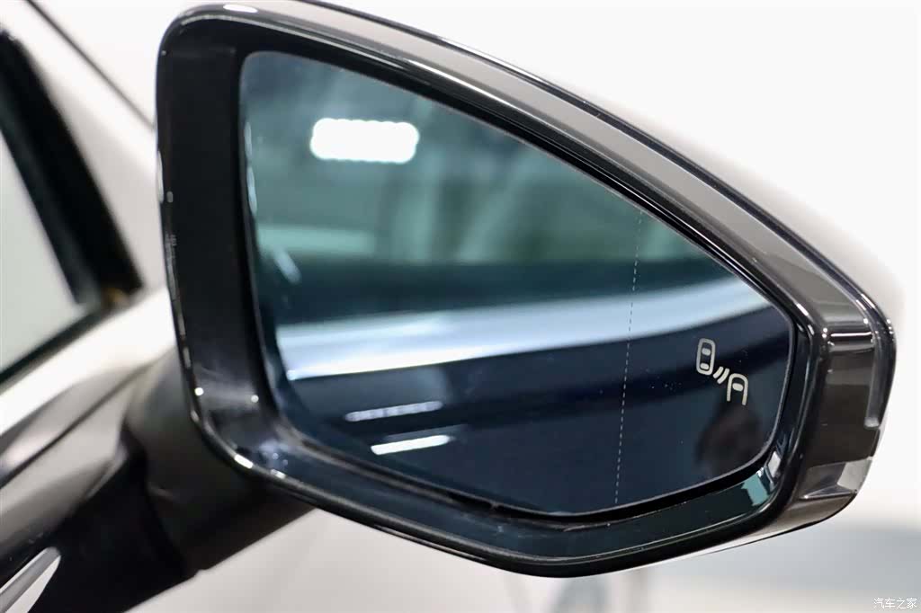 Audi A6L, 2022 16