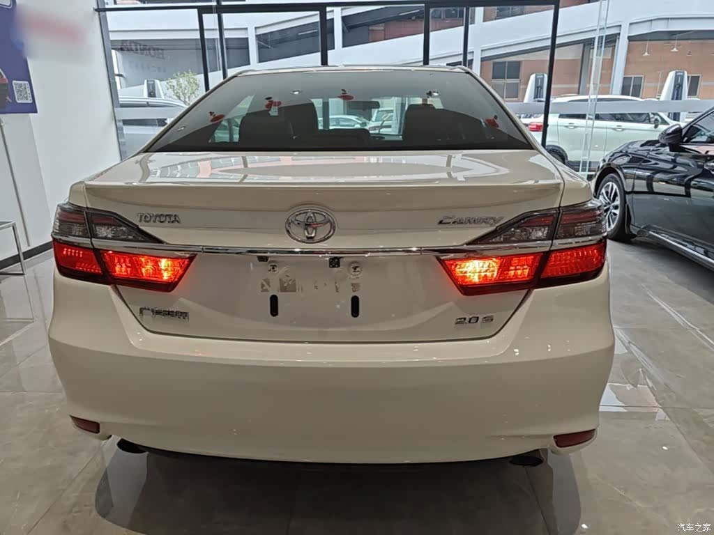 Toyota Camry, 2017 6