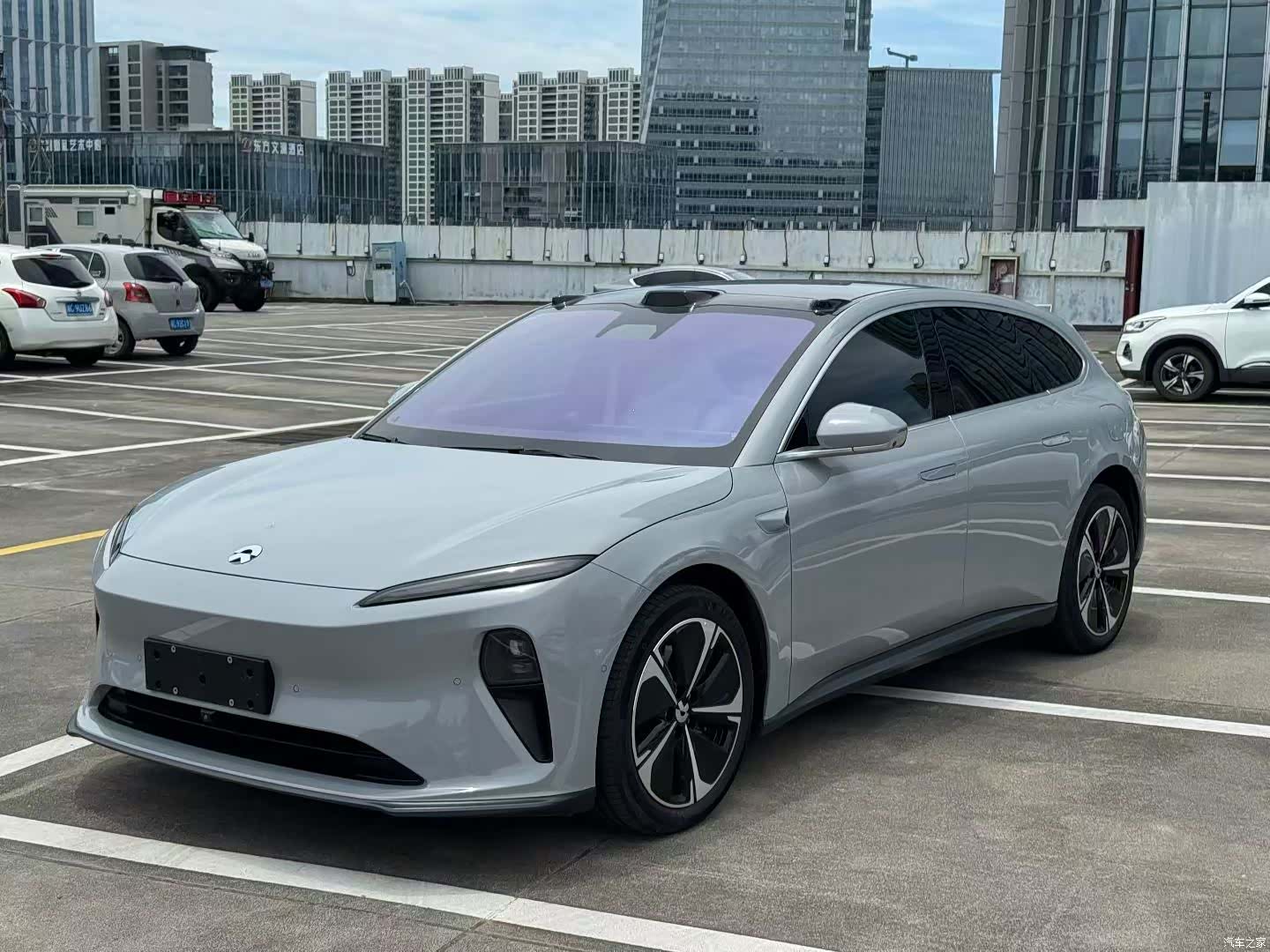 NIO ET5, 2025 1